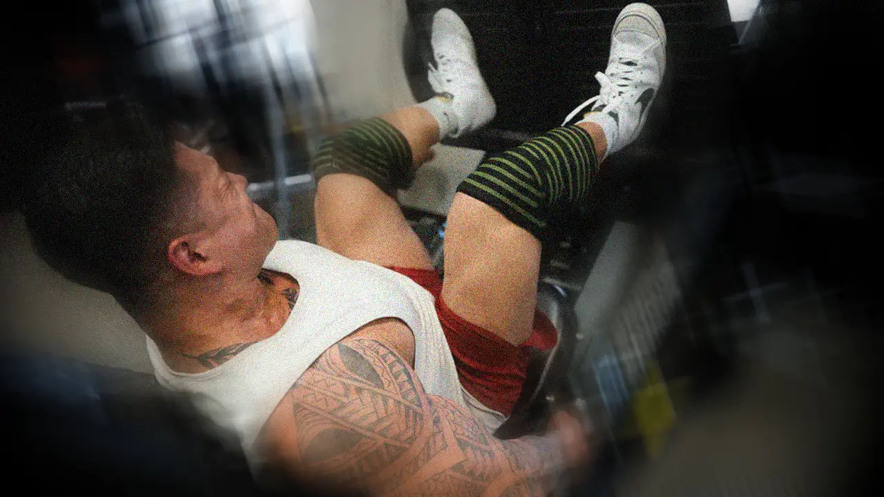 Knee Wraps: How They Allow Heavy Lifting & Safeguard Your Joints